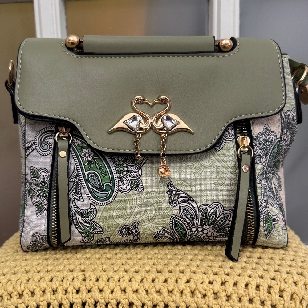 Elegant Green Paisley Women's Bag